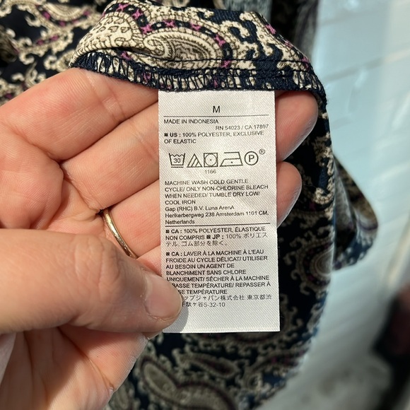 BANANA REPUBLIC BLOUSE NWT - Picture 5 of 7